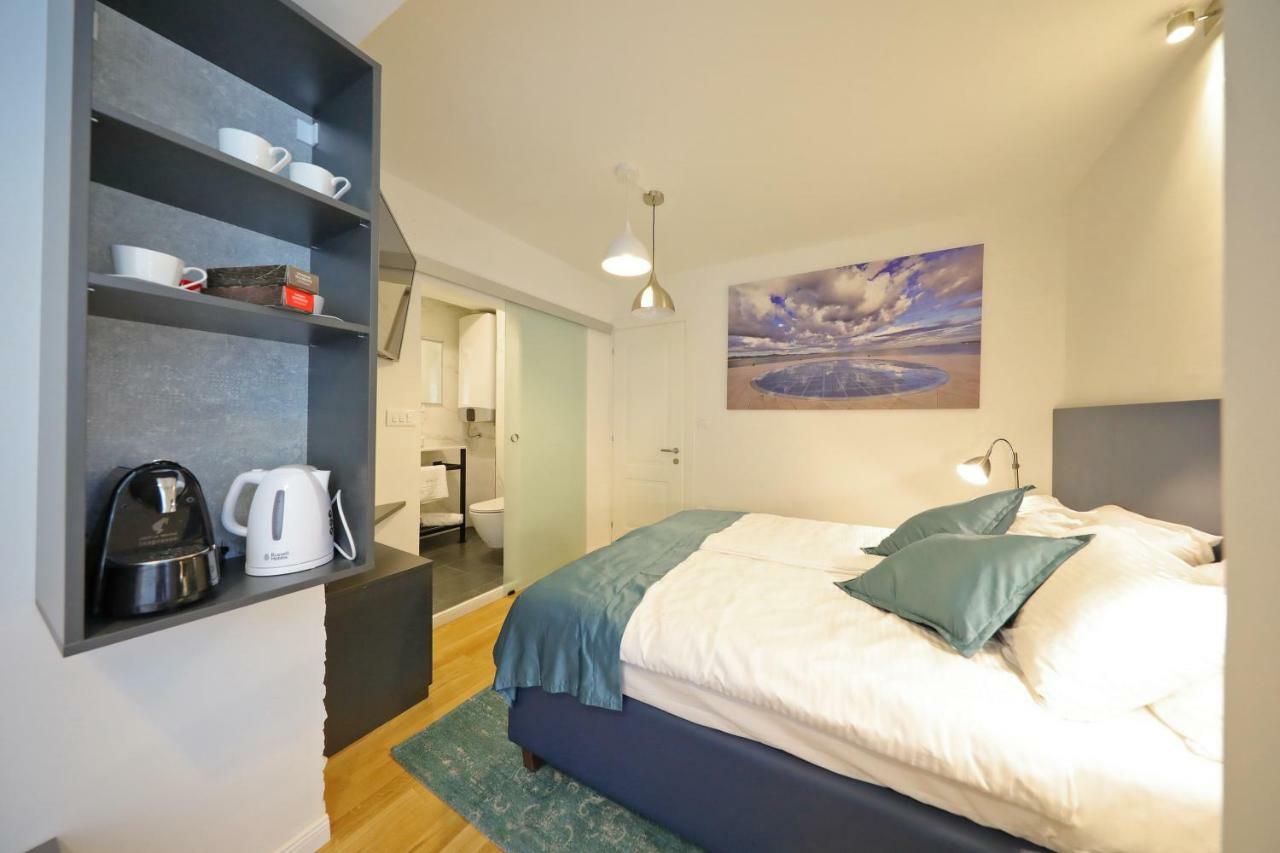 La Dolce Vita Da Zara - Luxury Rooms Bagian luar foto